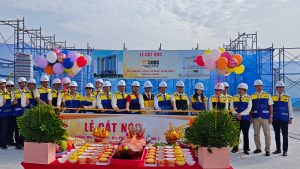 cất nóc tháp Green Diamond